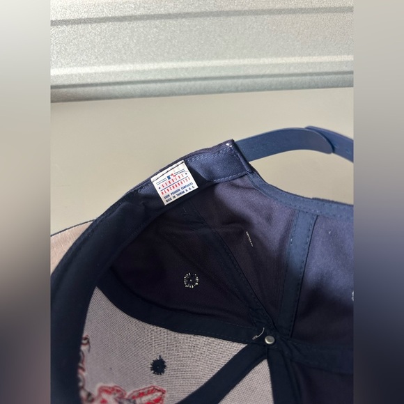 Vintage Cleveland Indians Chief Wahoo MLB Baseball SnapBack Cap NWT - Picture 11 of 11